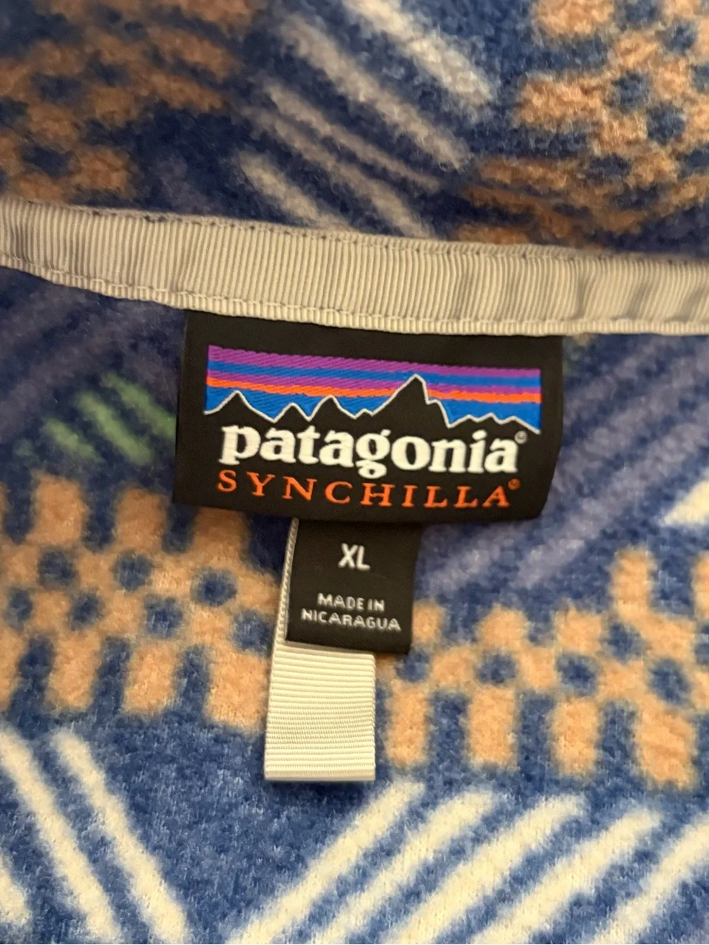 Patagonia Blue and Tan Patterned Snap-T Fleece Pullover